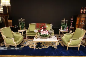 تزامناً مع اليوم العالمي للصناعات اليدوية، أقیم معرض للقطع الأثرية والصناعات التقليدية في فندق بارسيان آزادي بالعاصمة طهران، بحضور جمع من المهتمين والزوّار.