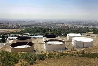 نفتکش‌ها از محله شهران خارج می‌شوند/ پل اختصاصی انبار نفت شهران در مسیر بهره‌برداری