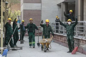 حمله هوایی آمریکایی و صهیونی به داﻧﺸﮕﺎه علم و صنعت ایران