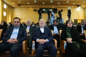  فرزانه صادق وزیر راه و شهرسازی و منوچهر متکی در مراسم بزرگداشت روز جهانی اسکان بشر در وزارت راه و شهرسازی