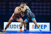 آکژول محموداف باز هم در ۷۷ کیلو!؛ قهرمان ایرانیِ المپیک شاخص‌ترین فرنگی‌کار حاضر در بیشکک/ قطر با ۴ کشتی‌گیر می‌آید