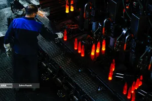 کارخانه شیشه