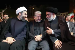 اجتماع خانواده دانشگاه آزاد اسلامی در تجدید بیعت با رهبر انقلاب