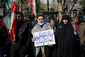 تشییع پیکر شهیدان لاریجانی، سلیمانی و شهدای ناو دنا
