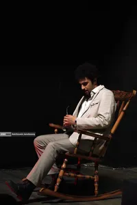 نمایش &laquo;لحظه درنگ می&zwnj;کند&raquo;