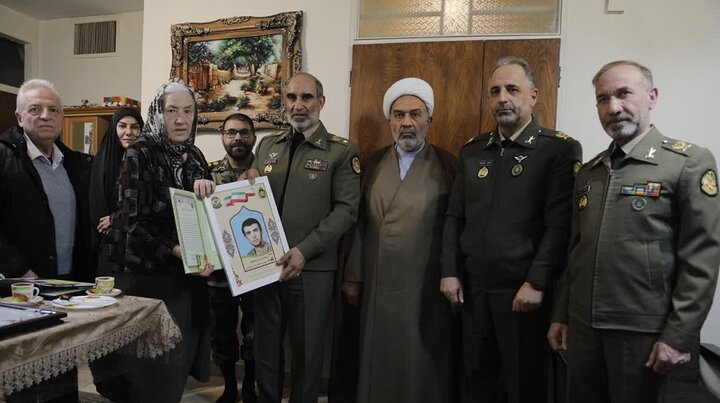 امیر جهانشاهی: شهدا با اتحاد و همدلی مثالزدنی در برابر دشمنان ایستادند امیر جهانشاهی: شهدا با اتحاد و همدلی مثالزدنی در برابر دشمنان ایستادند