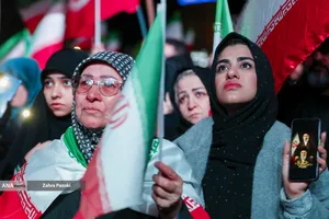 اجتماع بیعت مردم با رهبر سوم انقلاب اسلامی
