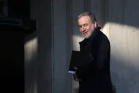 توضیحات عراقچی درباره آخرین وضعیت مهدیه اسفندیاری