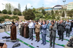 آیین استقبال از دانشجویان در دانشگاه آزاد اسلامی 