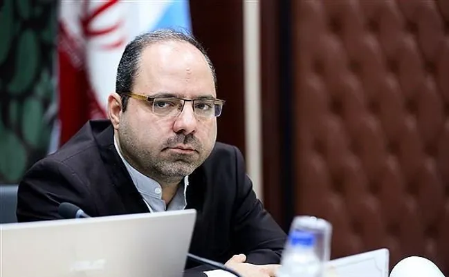 در دانشگاه آزاد تلاش شده مباحث علمی در مسیر حل مسائل منطقه‌ای قرار گیرد