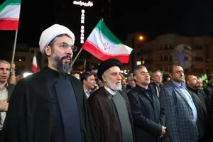 اجتماع خانواده دانشگاه آزاد اسلامی در تجدید بیعت با رهبر انقلاب