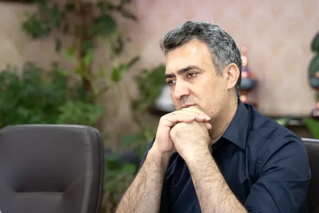 خدمات اضافه غیرارتباطی به اپراتورهای مخابراتی با قیمت مصوب مجمع شرکت ارائه می‌شود