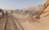 ایمن‌سازی خطوط ریلی در محور شرق با اجرای عملیات ترانشه‌برداری و ماسه‌روبی