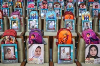 مراسم بزرگداشت روز جهانی کودکان قربانی جنگ«یادمان شهدای میناب» در دانشگاه آزاد برگزار شد