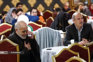 آیین بدرقه خانواده&zwnj;های آسیب&zwnj;دیده در جنگ به زیارت امام رضا(ع)
