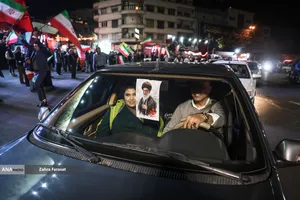 اجتماع مردمی در حمایت از رزمندگان اسلام