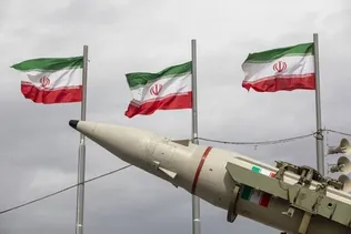 ایران با تکیه بر توان داخلی به جمع چهار قدرت برتر جهان رسید/ شهرهای موشکی، پشتوانه بازدارندگی ایران
