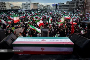 لحظه تحویل سال ۱۴۰۵ - میدان انقلاب