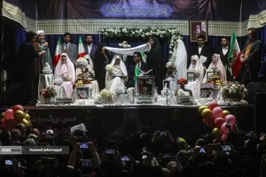 همزمان با سالگرد ازدواج حضرت علی (ع) و حضرت فاطمه(س) مراسم جشن ازدواج500 زوج&zwnj; جان&zwnj;فدا عصر دوشنبه 28 اردیبهشت به&zwnj;صورت همزمان در میادین اصلی شهر تهران برپا شد. از این تعداد، آیین ازدواج 6 زوج در تجمع مردمی حمایت از رهبر معظم انقلاب و نیروهای مسلح در خیابان پیروزی چهارراه نبرد