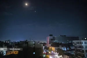 فعالیت پدافند هوایی علیه اهداف متخاصم در آسمان تهران