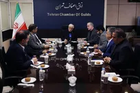عارف: دولت آماده واگذاری اختیارات بازار به اصناف است