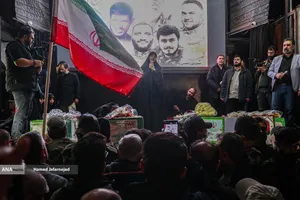 وداع و تشییع پیکر مطهر فرمانده یگان ویژه فاتحین سردار سرتیپ پاسدار شهید محمد علی فتحعلی زاده و&zwnj; همرزمانش