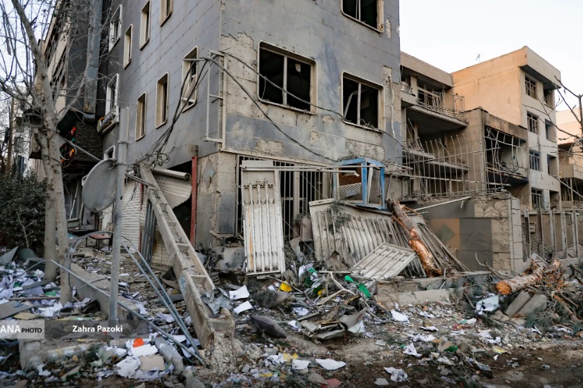 خاطره تلخ یک مستندساز از پیک موتوری شهید/ عکسی حماسی که ماندگار شد