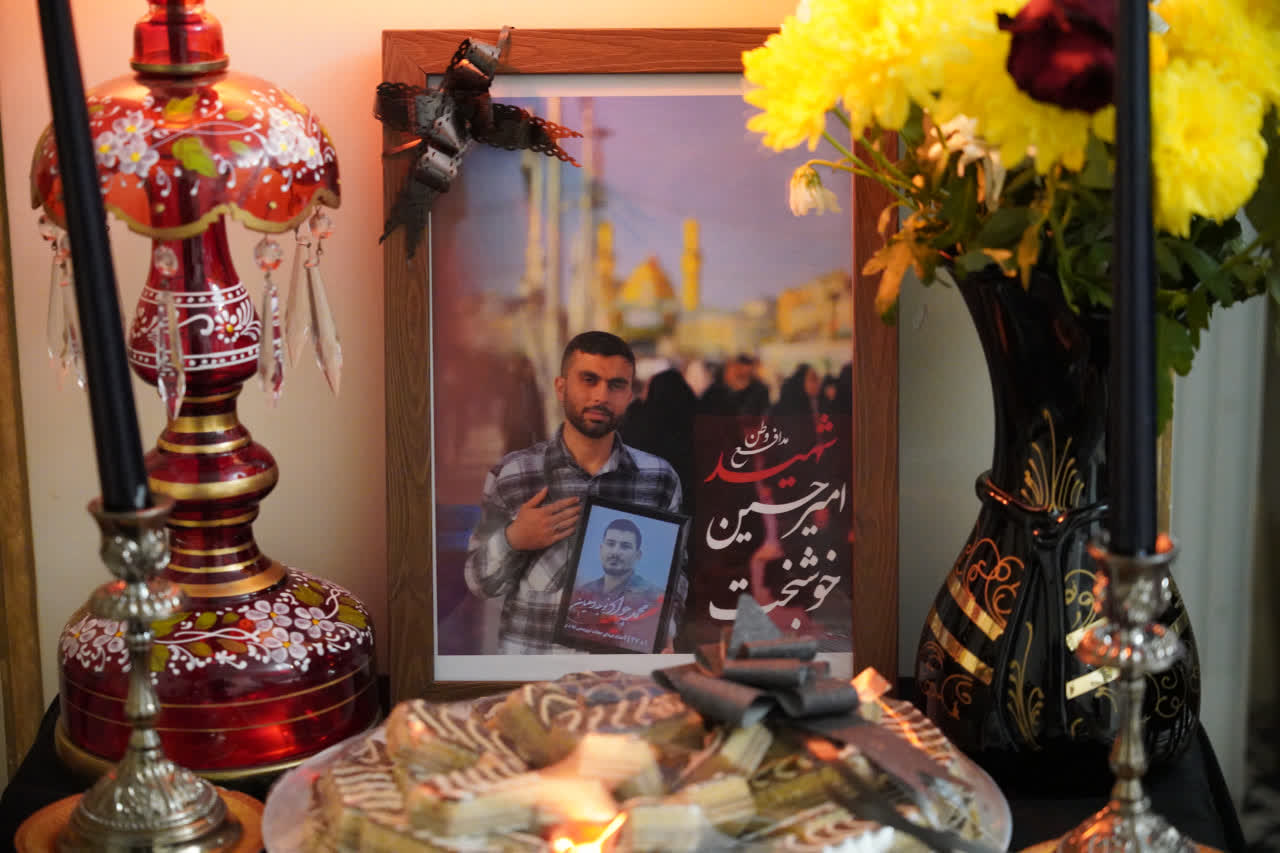 از دیدار مسئولان با خانواده شهید خوشبخت تا نامگذاری ساختمان اداری دانشگاه آزاد کرج به نام شهید امام خامنه‌ای