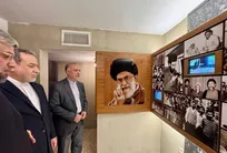 بازدید عراقچی از منزل رهبر انقلاب در مشهد+عکس