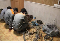 دستگیری سارق کابل برق در کوهک؛ اعتراف به ۱۵ فقره سرقت