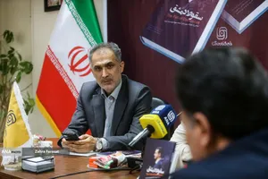 مهدی شکیبایی در مراسم رونمایی از کتاب &laquo;سقوط دمشق&raquo; 