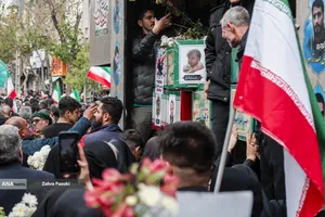 مراسم تشییع پیکر مطهر ۱۲ شهید جنگ رمضان
