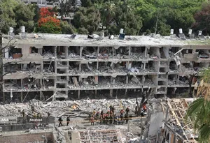 موشک باران سرزمین های اشغالی توسط سپاه پاسداران انقلاب اسلامی