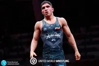 تغییر مسیر ملی پوش سبک‌وزن از خیبر به سوی ساری؛ لیست کشتی‌گیران و کادرفنی 4 تیم مرحله پایانی