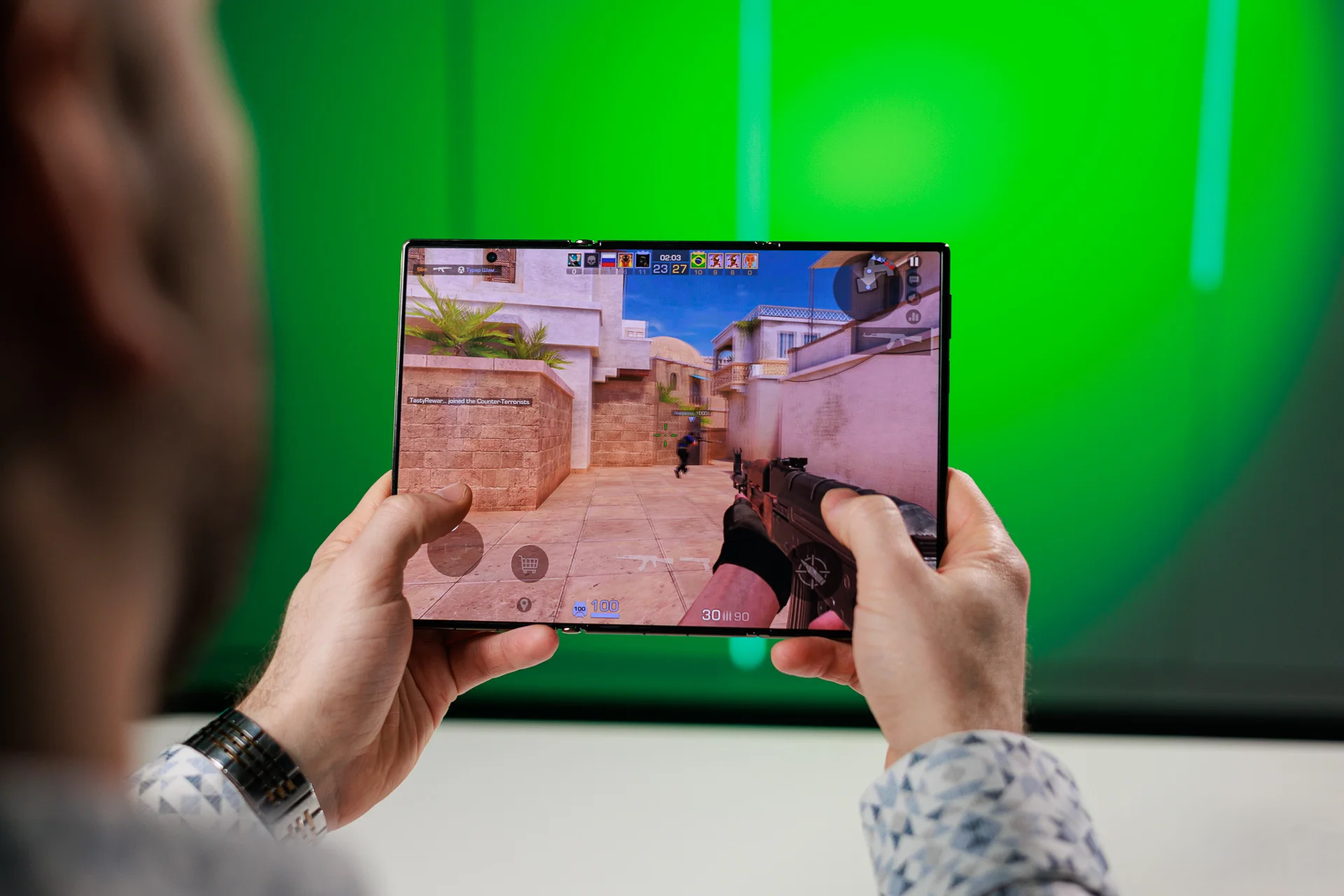 تکنولوژی سه‌تکه هواوی میت XT همچنان در بازار ایران کمیاب است