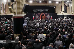 عزاداری شب تاسوعای حسینی(ع) در حسینیه امام خمینی(ره)