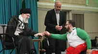 رستمی: دشمن دچار خطای محاسباتی شده است‌/ وقتی امام شهید بنده را در آغوش گرفتند احساس کردم لحظاتی روح از بدنم جدا شد