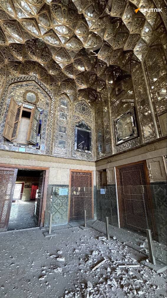 حمله به استانداری اصفهان به میراث جهانی صفوی آسیب زد؛ شیشه‌های عالی‌قاپو شکست