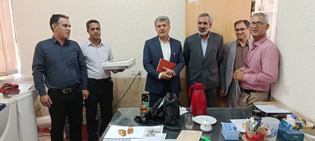کارکنان؛ سرمایه‌های انسانی و پشتوانه حرکت رو به جلوی دانشگاه آزاد اسلامی ارسنجان