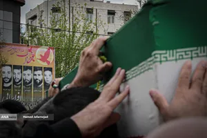 تشییع پیکر ام البنین تهران مادر شهیدان افراسیابی با حضور گسترده مردم انقلابی و شهیدپرور خیابان نبرد- پیروزی