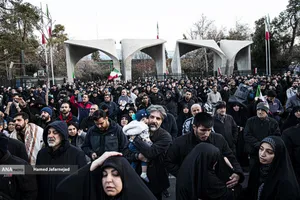  اجتماع مردم تهران در پی خبر شهادت حضرت آیت الله العظمی امام خامنه ای رحمته الله علیه رهبر عظیم الشان انقلاب اسلامی ایران