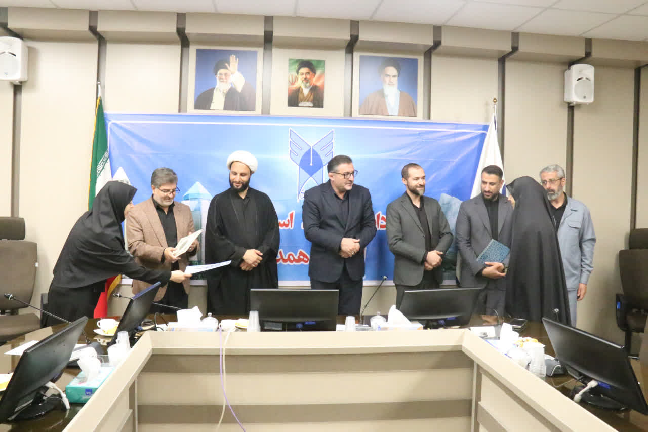 بسیج دانشجویی باید در تمامی عرصههای جهادی حضوری فعال و جریانساز داشته باشد بسیج دانشجویی باید در تمامی عرصههای جهادی حضوری فعال و جریانساز داشته باشد