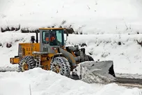 ۸۰۰ کیلومتر جاده‌های سرخه و مهدیشهر برف‌روبی شد