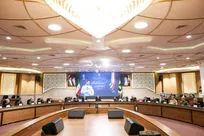 پزشکیان: فراجا در جنگ اخیر، هم زینت کشور بود، هم دژ مستحکم و هم مایه عزت و سربلندی ایران/ جنگ اقتصادی دشمن را نیز با خدمت‌رسانی و همراهی مردم به شکست می‌کشانیم