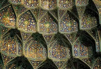 نگاهی به «زیارت بانوی کرامت در سایه معرفت رضوی»؛ برنامه جامع زندگی بر مبنای تعالیم رضوی