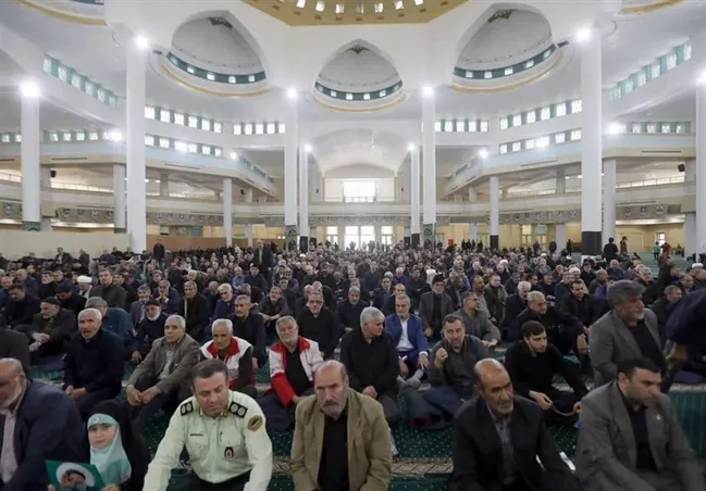 سرمایه اجتماعی جمهوری اسلامی ملت بیدار و متعهد ایران است