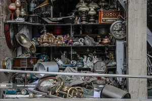 حمله هوایی جنگنده&zwnj;های اسرائیلی_آمریکایی به خیابان پیروزی تهران