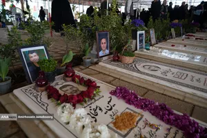  زیارت اهل قبور در پنجشنبه آخر سال 