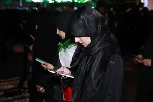 اقامه نماز استغاثه به امام زمان زمان(عج) - چهارراه نبرد خیابان پیروزی