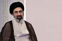 پیام حضرت آیت‌الله سیدمجتبی خامنه‌ای به مناسبت روزهای کارگر و معلم منتشر می‌شود